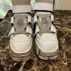 Hot Hot New Rock shoes size 9 US or 42 EU